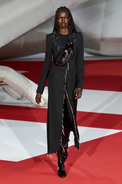 Look 37